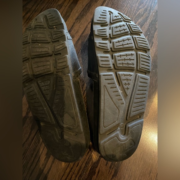 Fila Slide Flip Flop Sandals - Picture 2 of 2